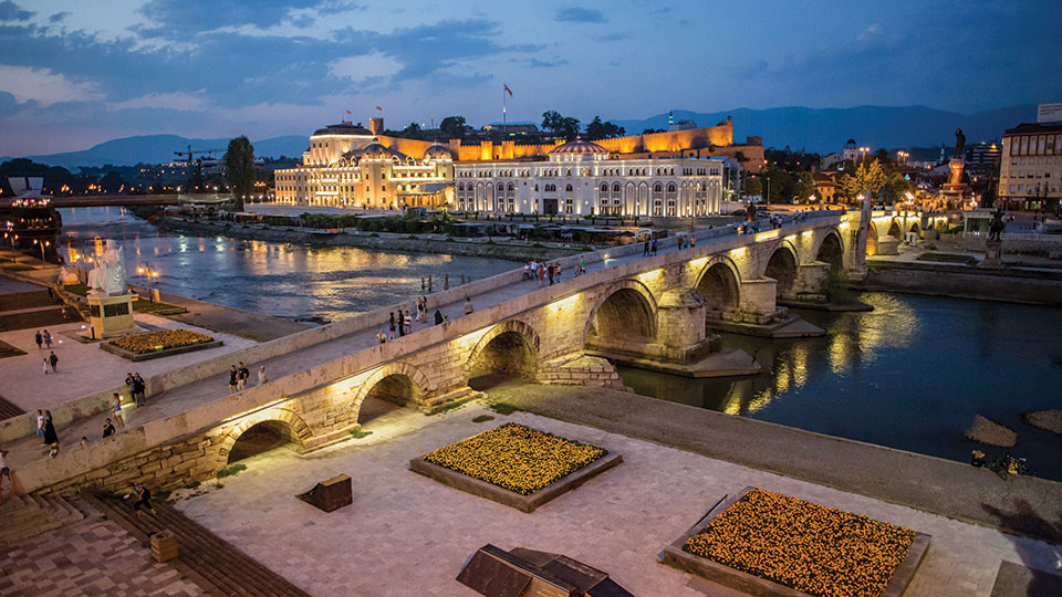 Stone Bridge - Skopje (https://visitskopje.mk/)